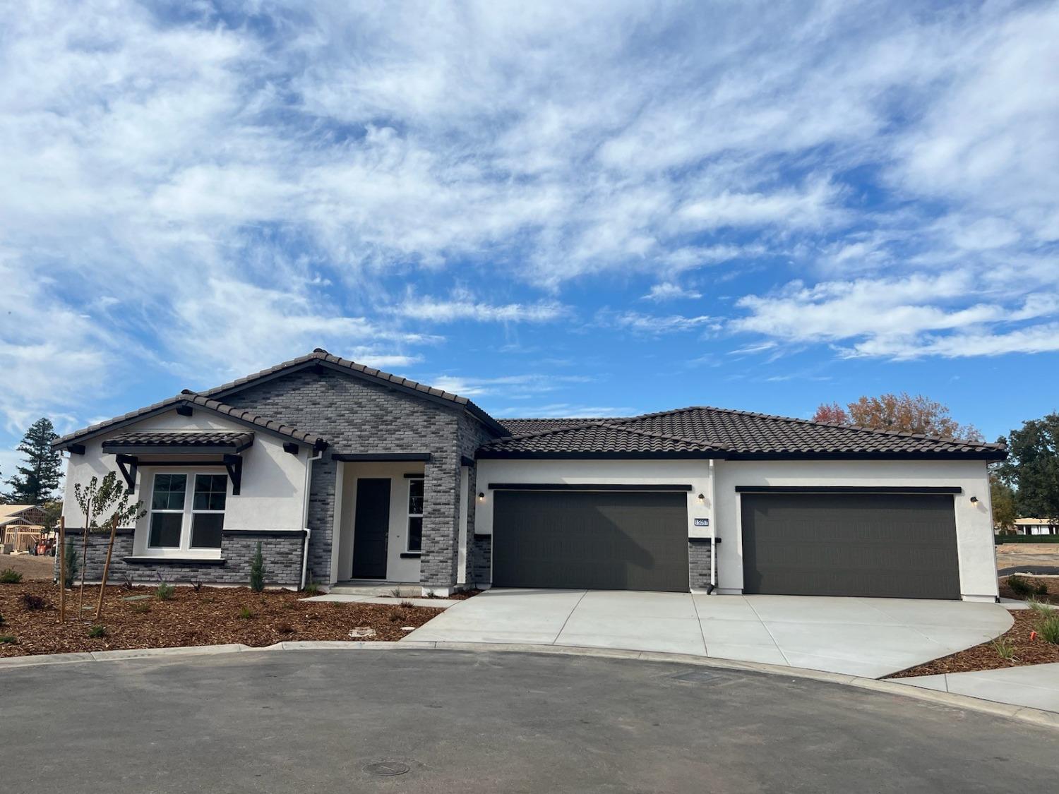 Photo of 15057 Via Algardi in Rancho Murieta, CA