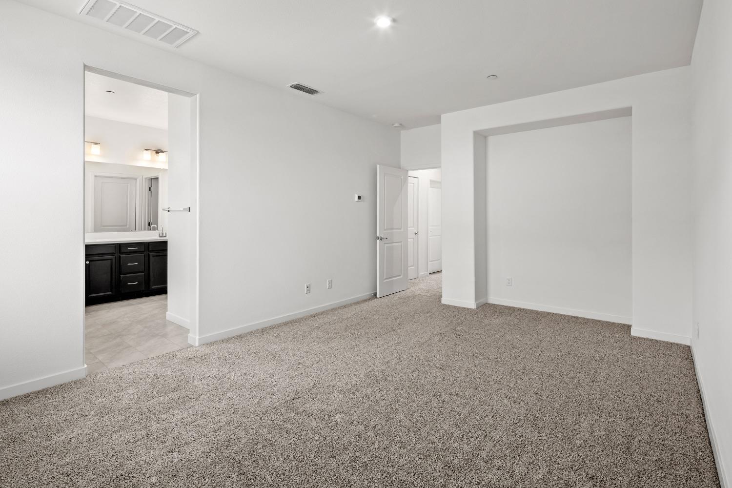 Photo #17: 223087690 Listing: Photo #17