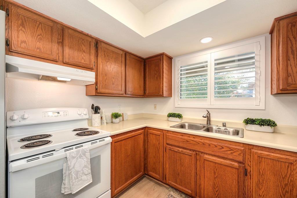 Photo #18: 223108247 Listing: Photo #18