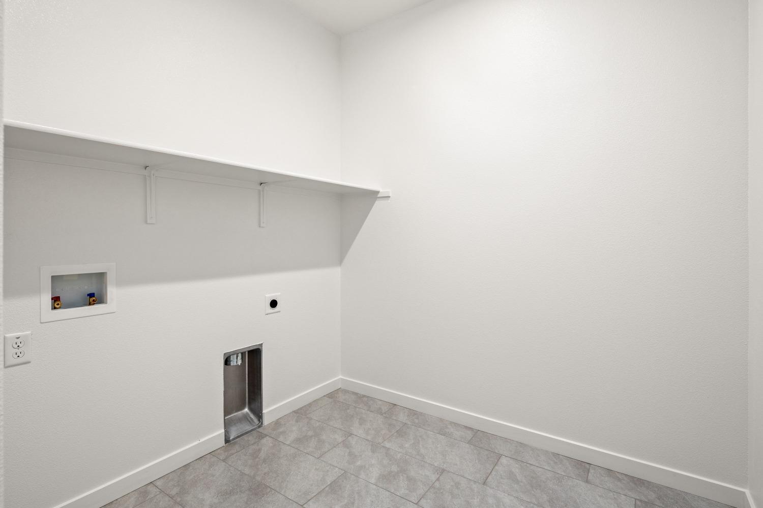 Photo #15: 223087690 Listing: Photo #15