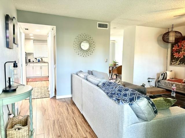 Photo #19: 223108031 Listing: Photo #19