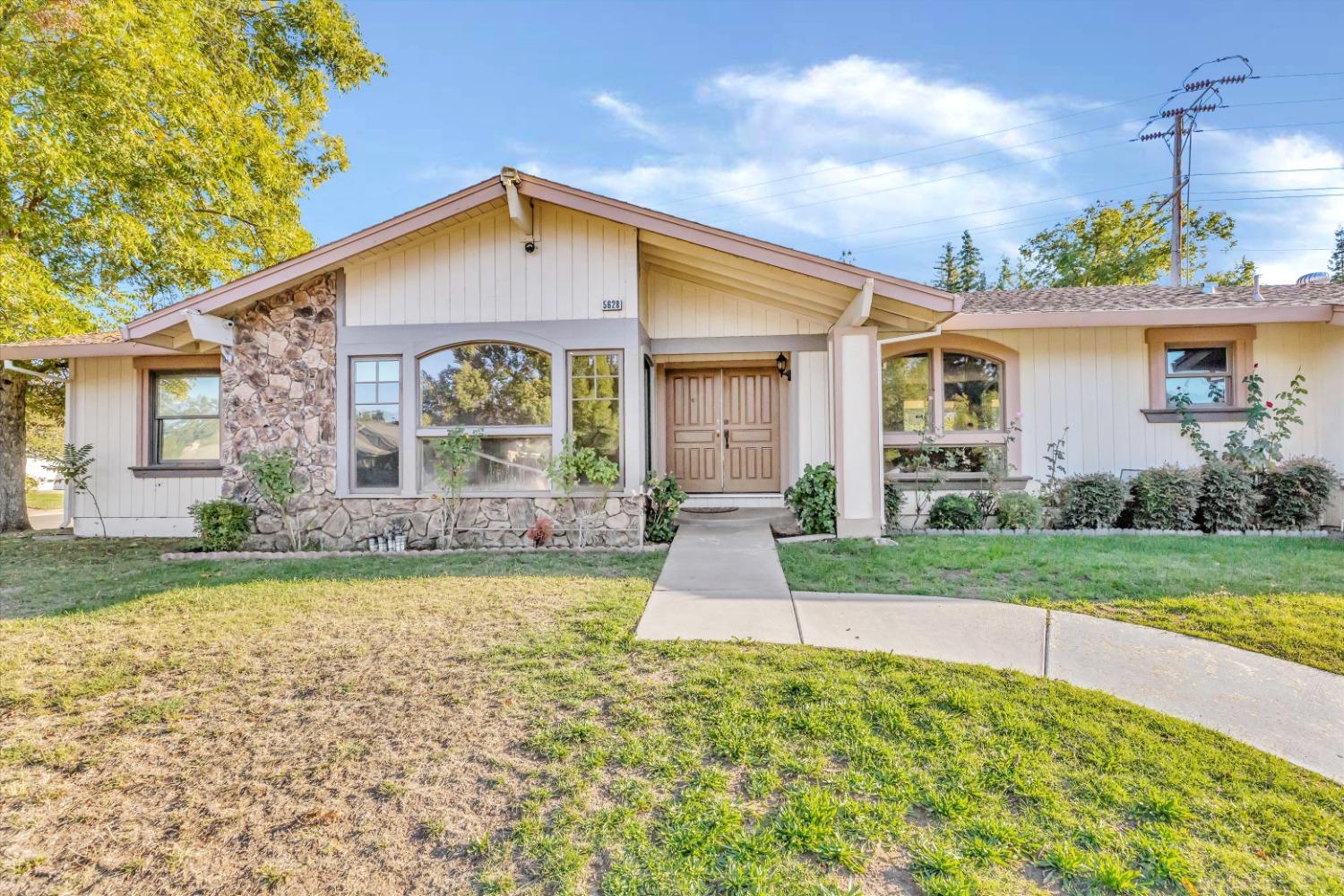 Photo of 5628 Omni Dr in Sacramento, CA