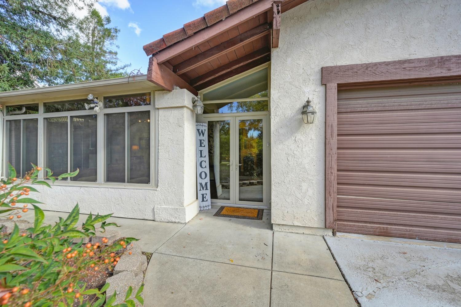 Larkspur Lane, Orangevale, California image 8