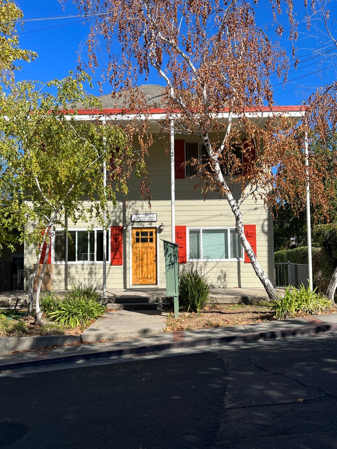 Photo of 205 Cherry Ave in Auburn, CA