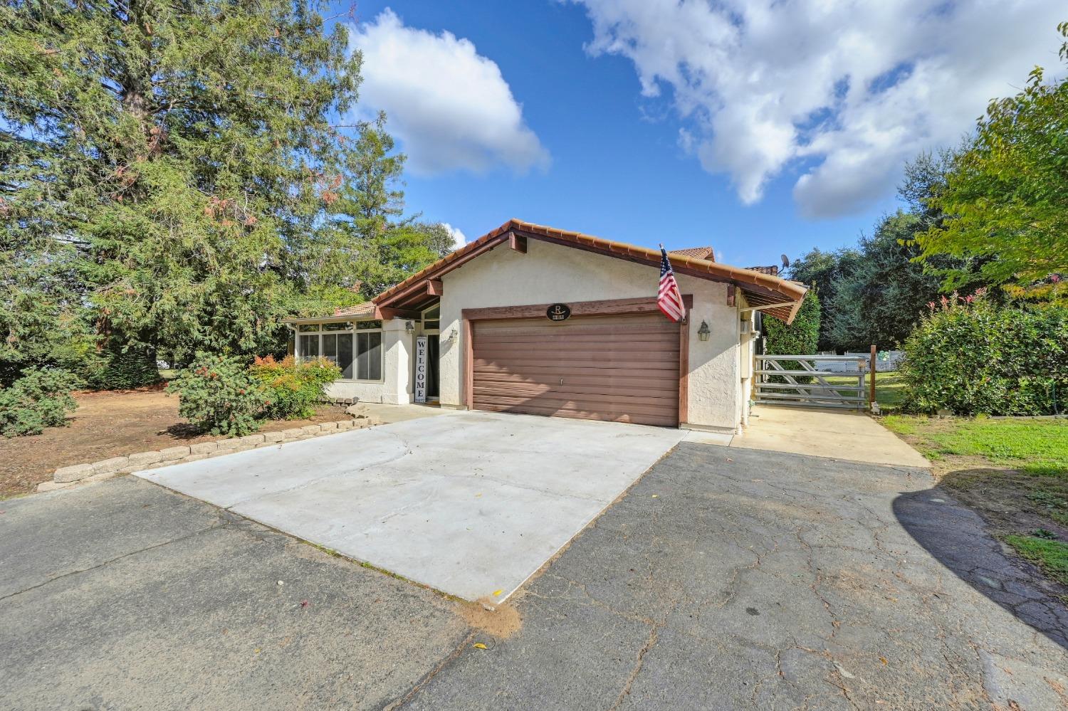 Larkspur Lane, Orangevale, California image 7