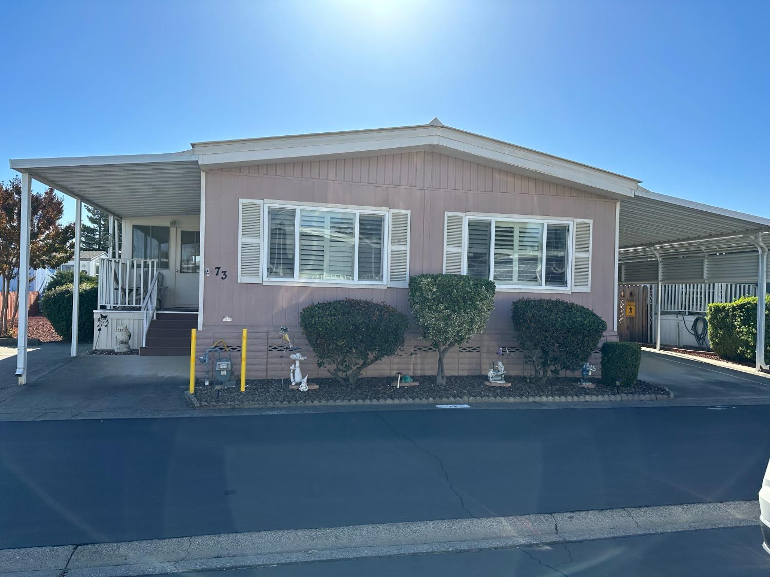 Photo of 73 Dual Wide Dr in Woodland, CA
