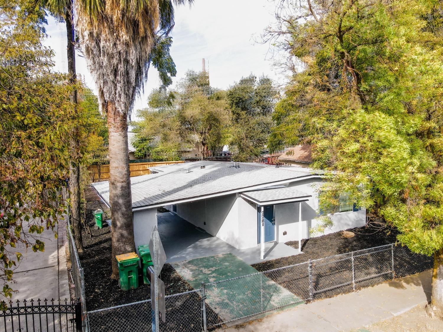 Photo of 2281 E Myrtle St in Stockton, CA