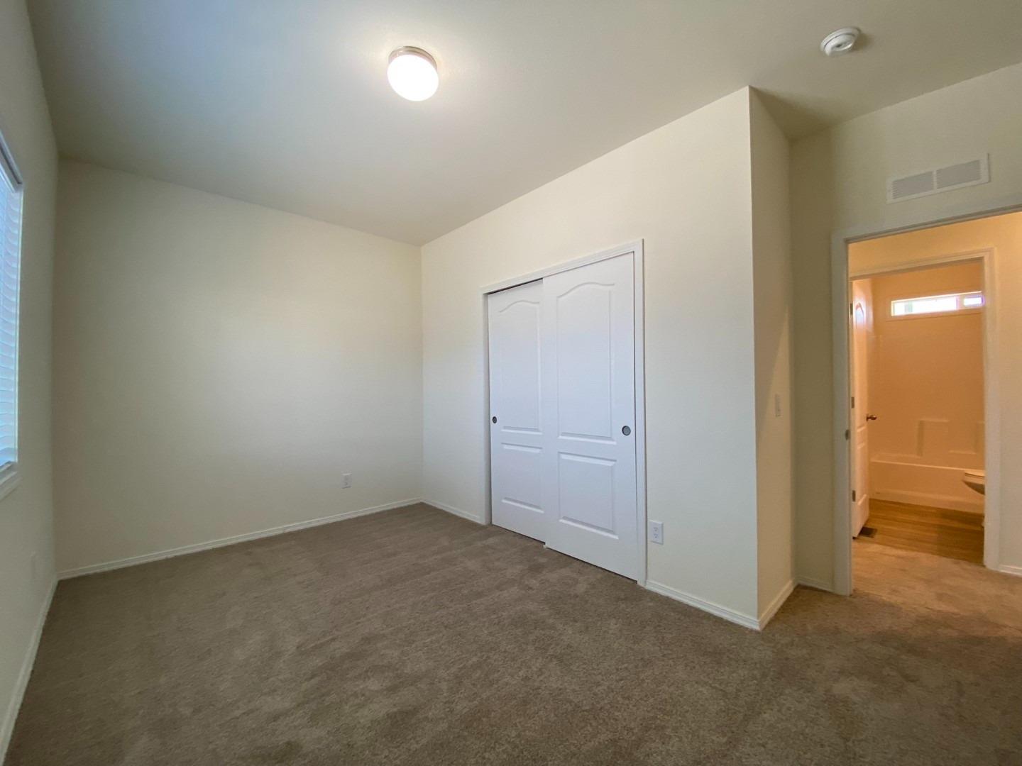 Detail Gallery Image 16 of 24 For 11037 Erickson Way 9, Redding,  CA 96001 - 3 Beds | 2 Baths