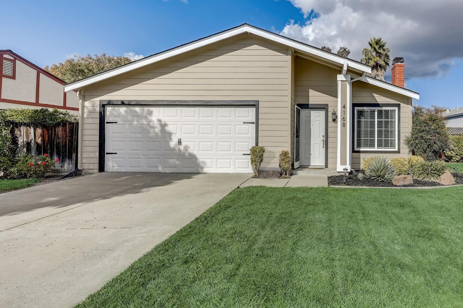 Photo of 4168 Bishop Pine Wy in Livermore, CA
