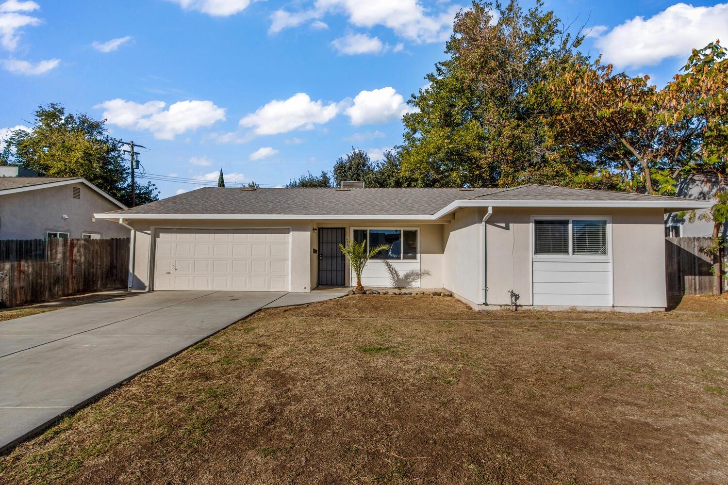 Photo of 6700 Pacheco Wy in Citrus Heights, CA