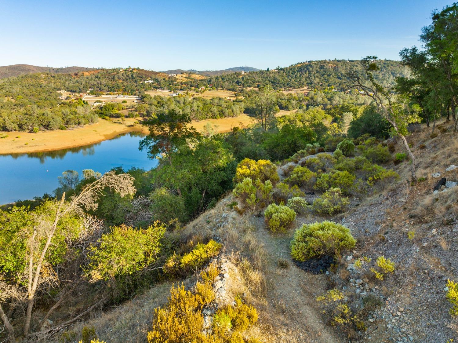 Detail Gallery Image 12 of 13 For 2031 River Canyon Ln, El Dorado Hills,  CA 95762 - – Beds | – Baths