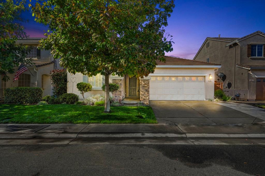 Photo of 652 Mazzolo Dr in Lincoln, CA