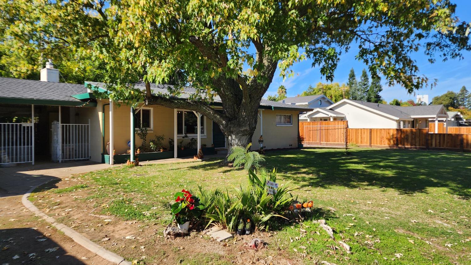 Photo of 1539 Mendota Wy in Carmichael, CA