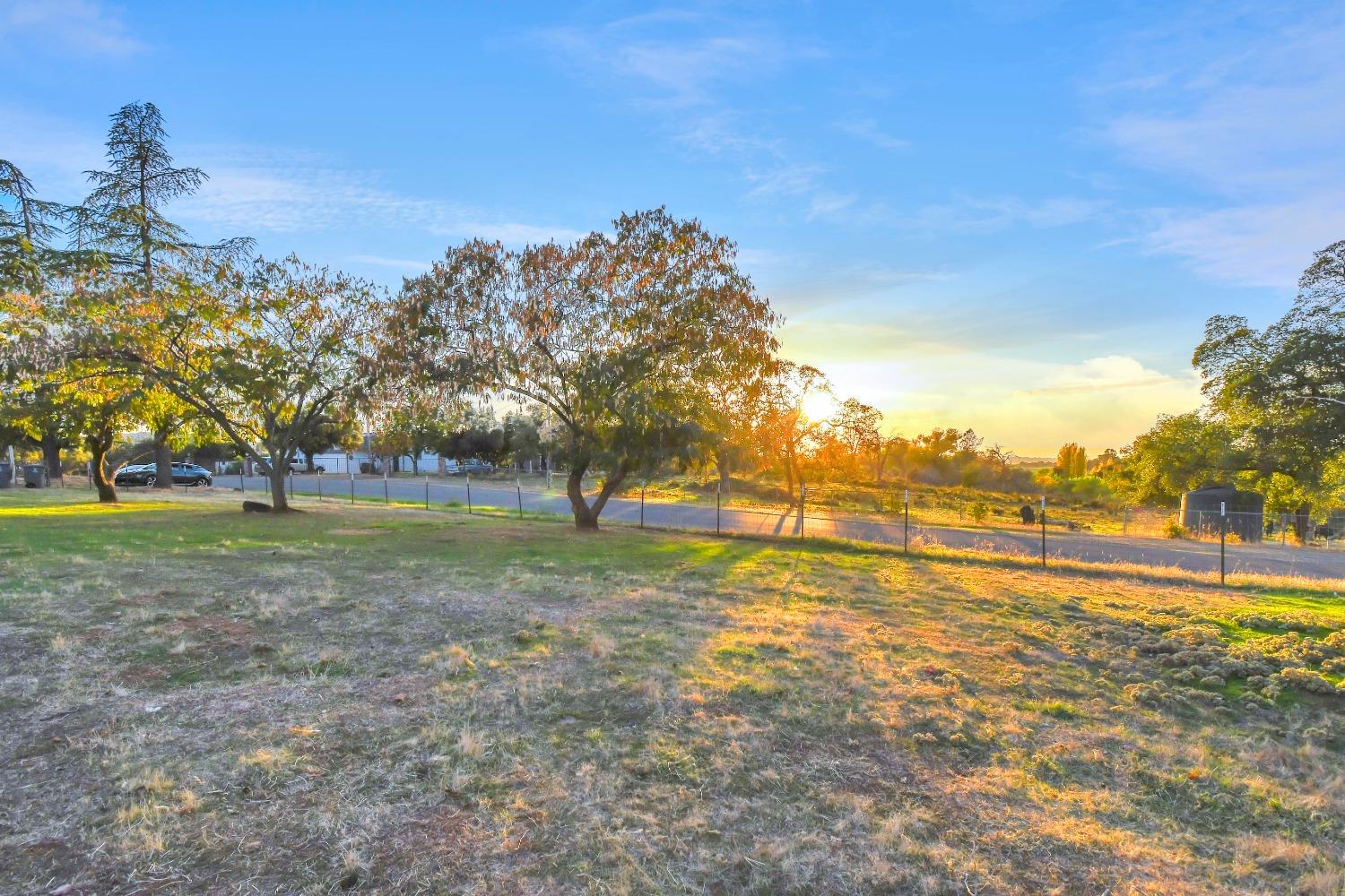 Loop Road, Marysville, California image 3