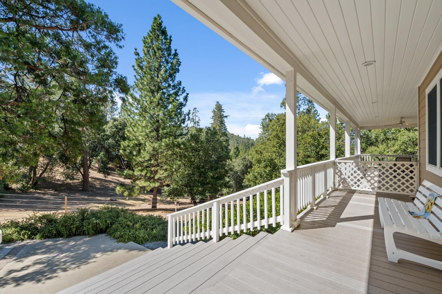 Detail Gallery Image 24 of 52 For 11345 Bridal Veil, Groveland,  CA 95321 - 3 Beds | 2/1 Baths