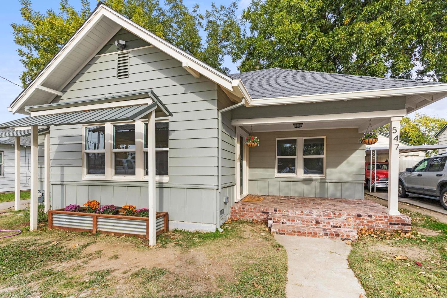 Photo of 547 University Ave in Yuba City, CA