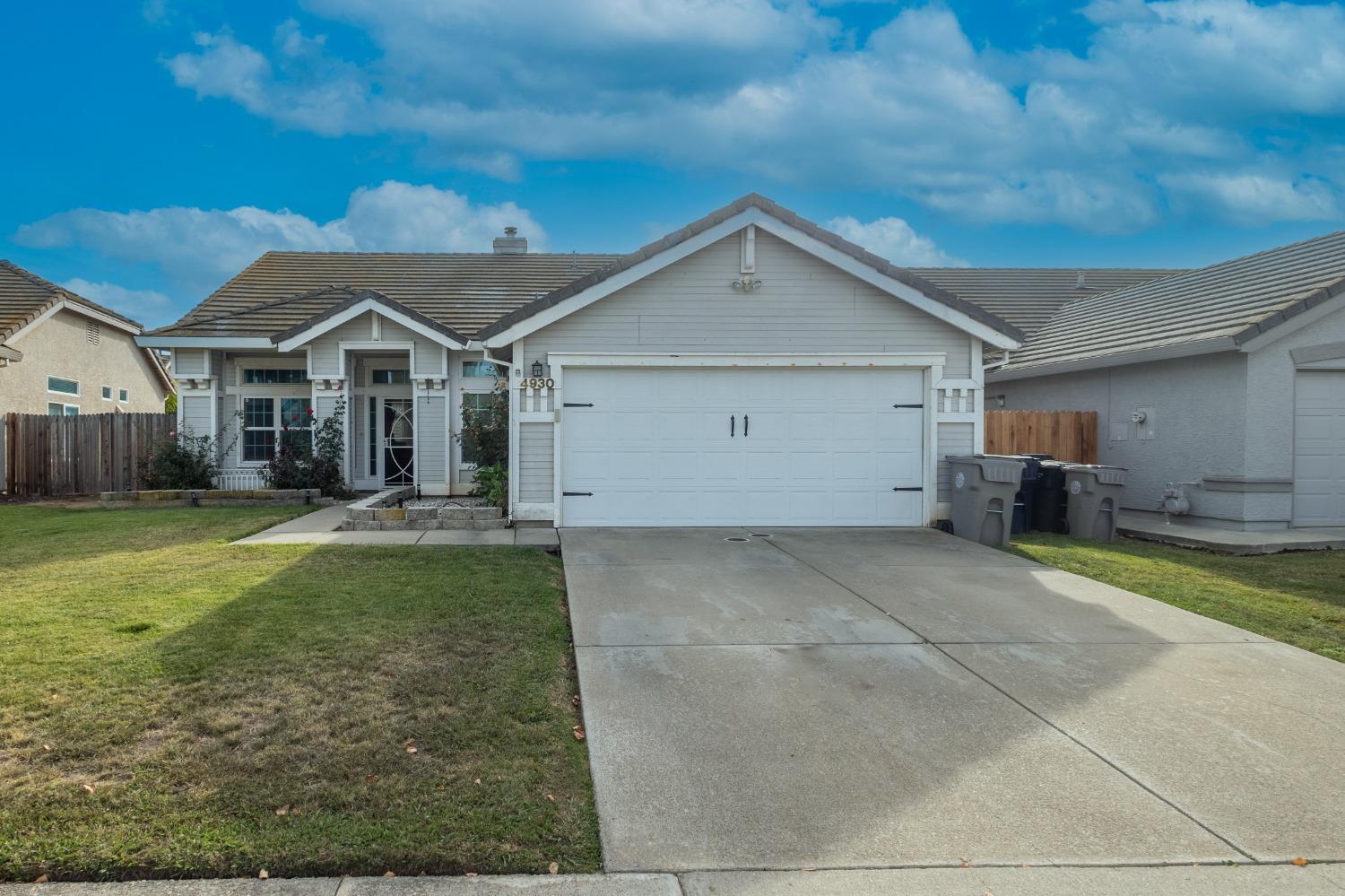 Photo of 4930 Harrow Dr in Elk Grove, CA