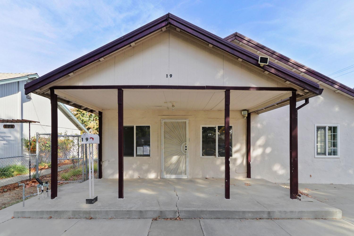 Photo of 19 North St in Woodland, CA