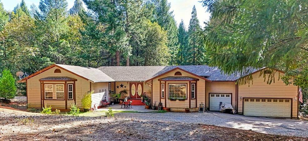 Photo of 6574 Red Robin Rd in Placerville, CA