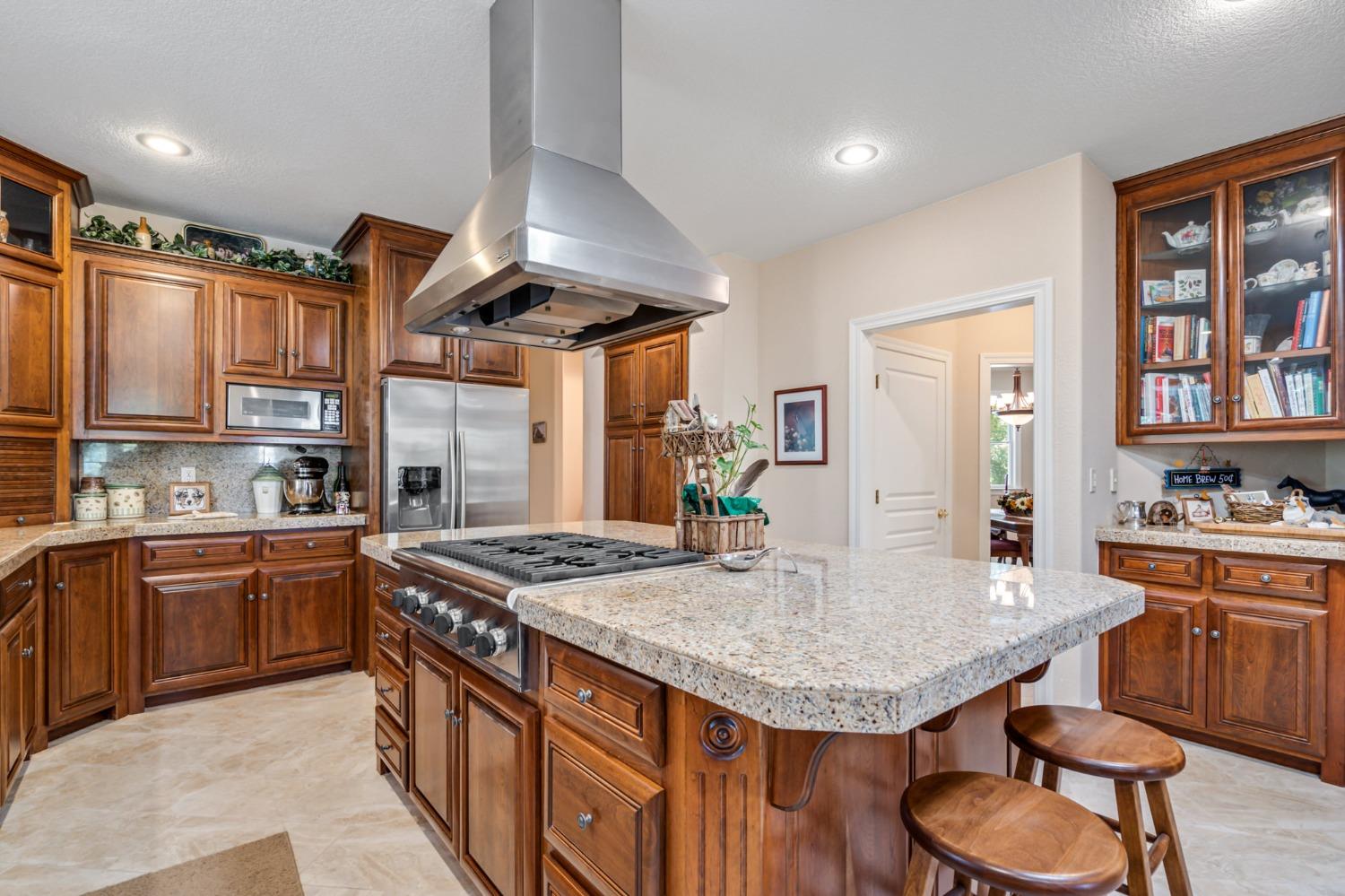Detail Gallery Image 12 of 52 For 11345 Bridal Veil, Groveland,  CA 95321 - 3 Beds | 2/1 Baths