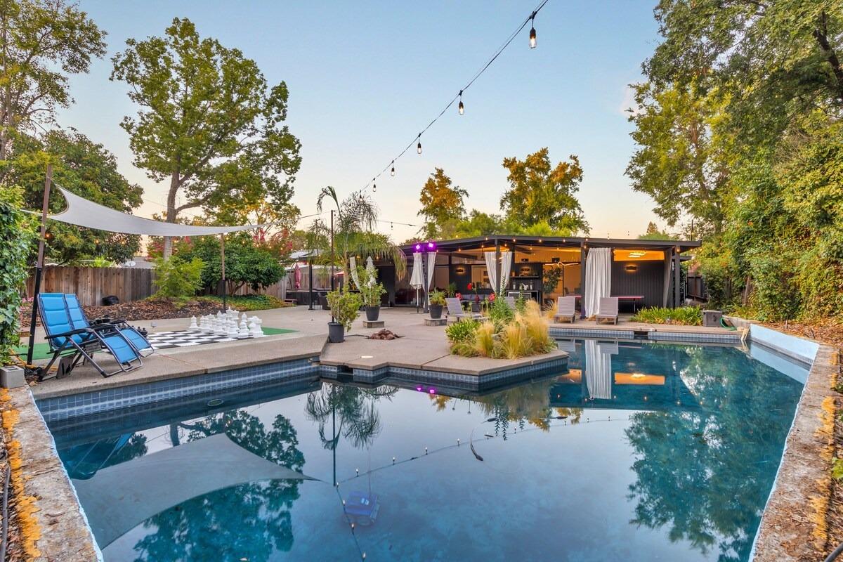 Photo of 5244 Adelaide Wy in Carmichael, CA