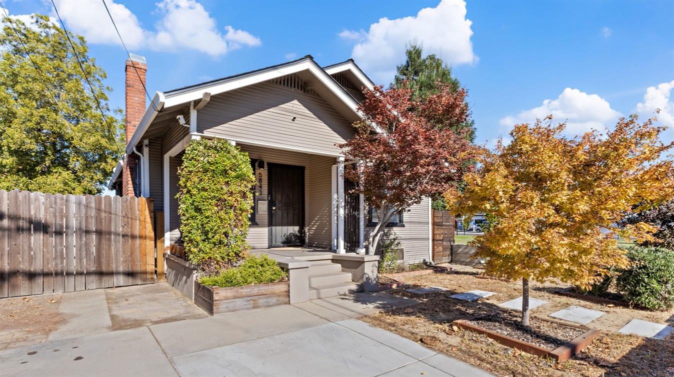Photo of 5843 Broadway in Sacramento, CA