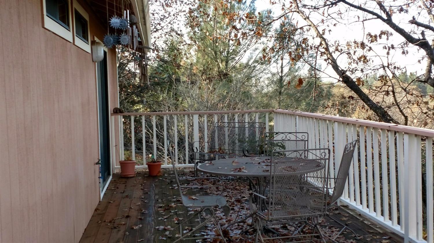 Quail Alley, Rough and Ready, California image 8