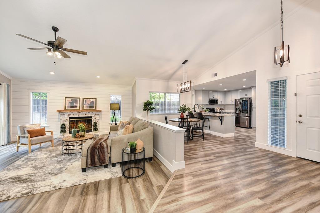 Photo of 7777 Locher Wy in Citrus Heights, CA