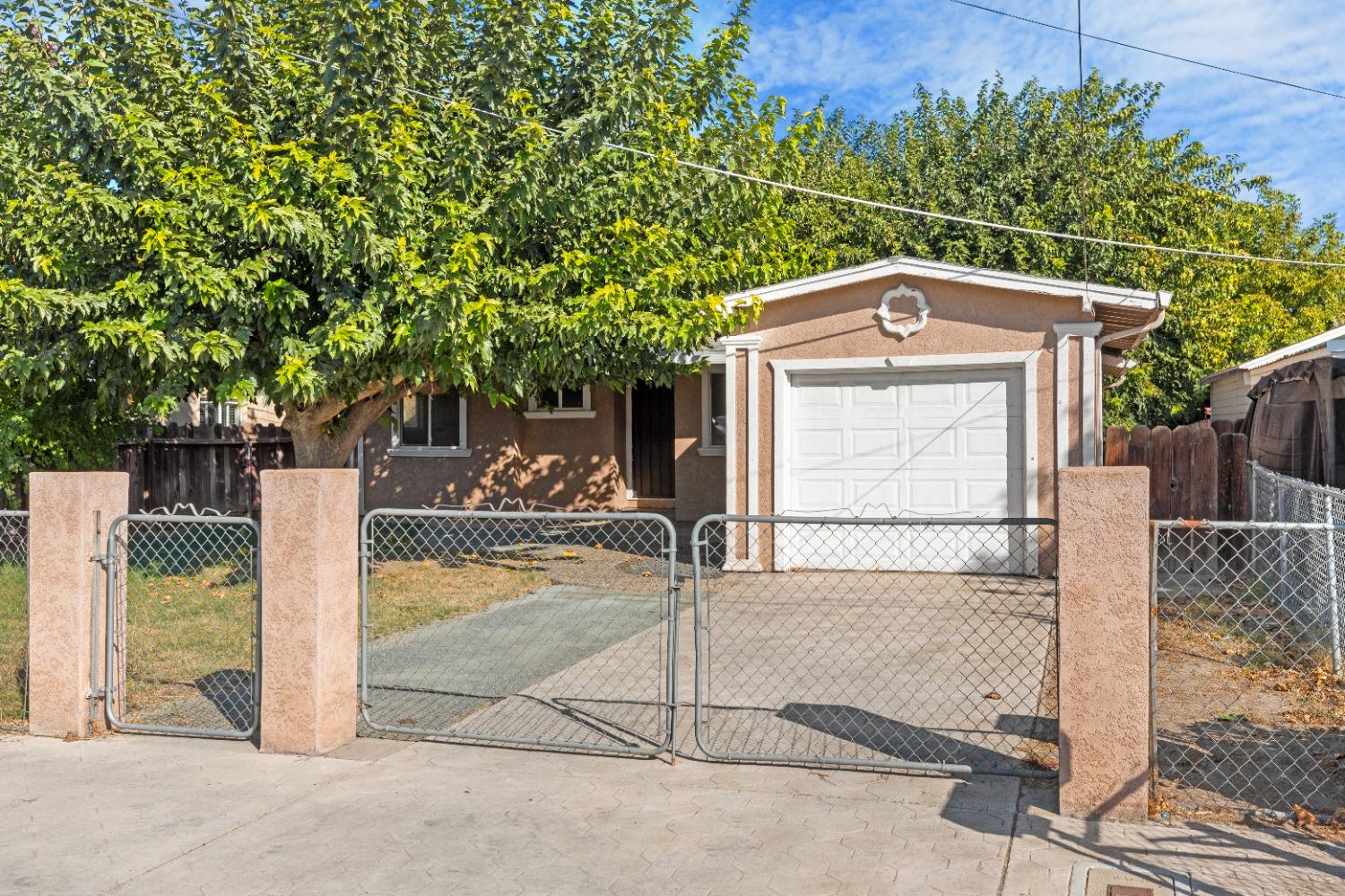 Aspen Street, Salida, California image 1