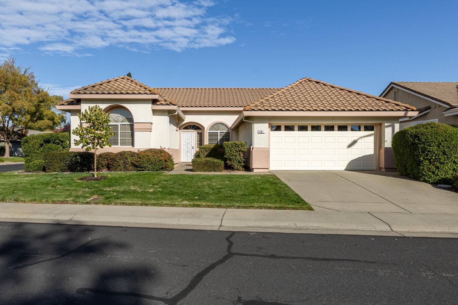Photo of 301 Morels Ct in Roseville, CA