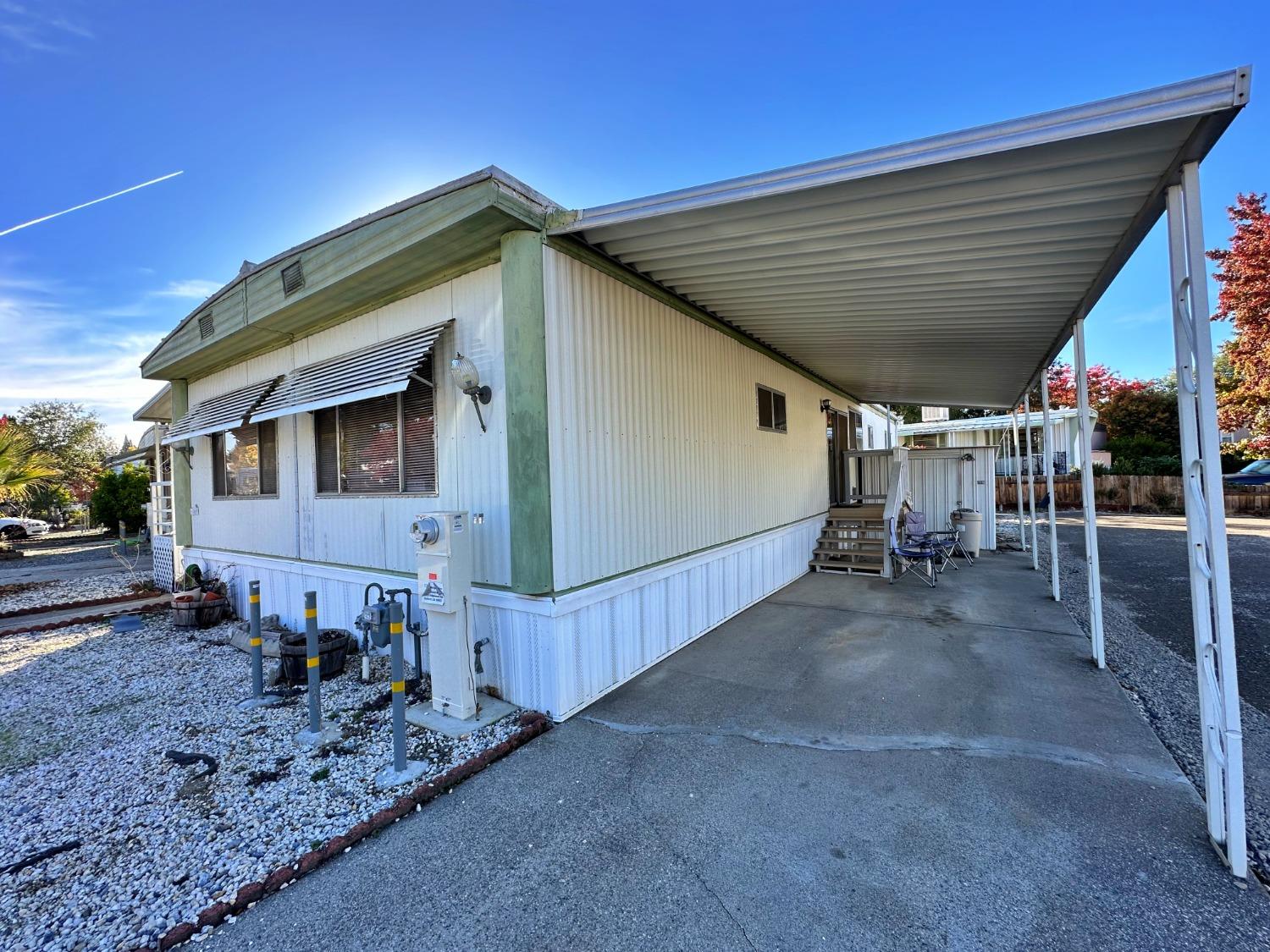 Photo of 120 Marigold Ave in Auburn, CA