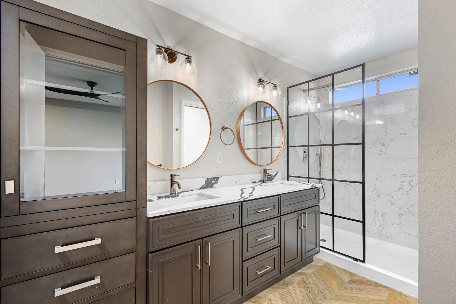 Photo of 599 Sunrise Pl in Lathrop, CA