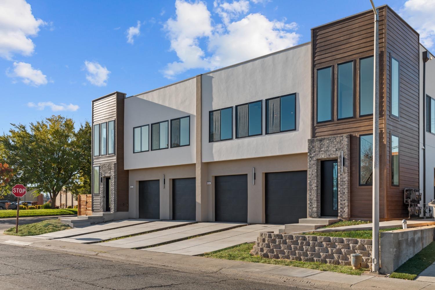 Photo of 6101 Madison Ave in Carmichael, CA