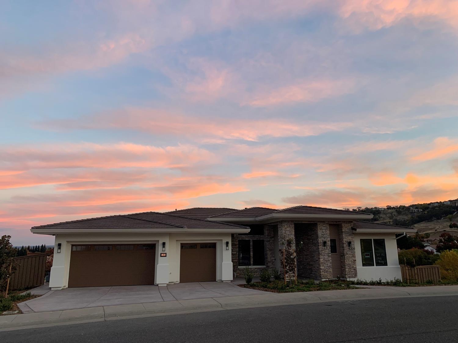 Photo of 1998 Ritchie St in Folsom, CA