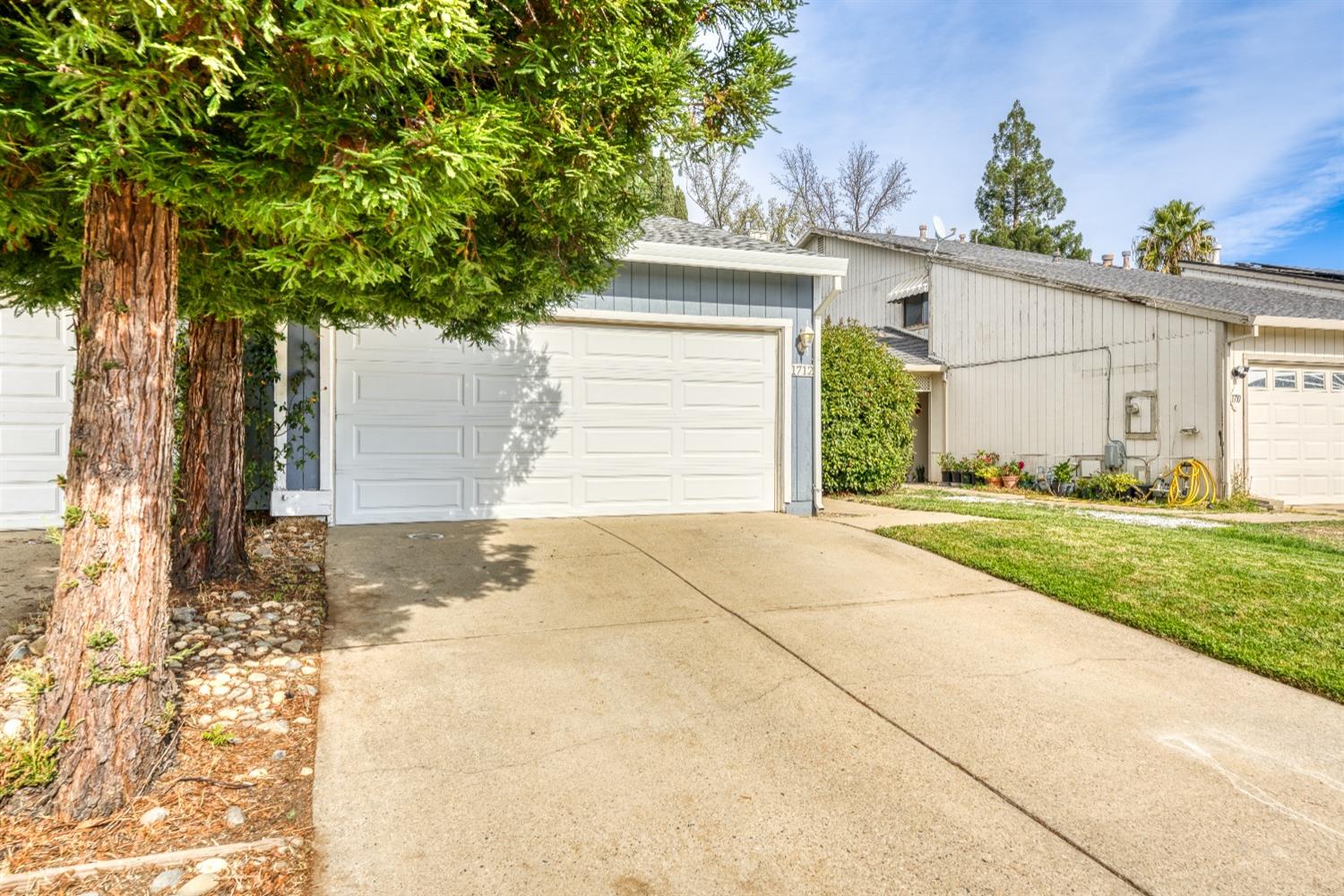 Photo of 1712 Laehr Dr in Lincoln, CA