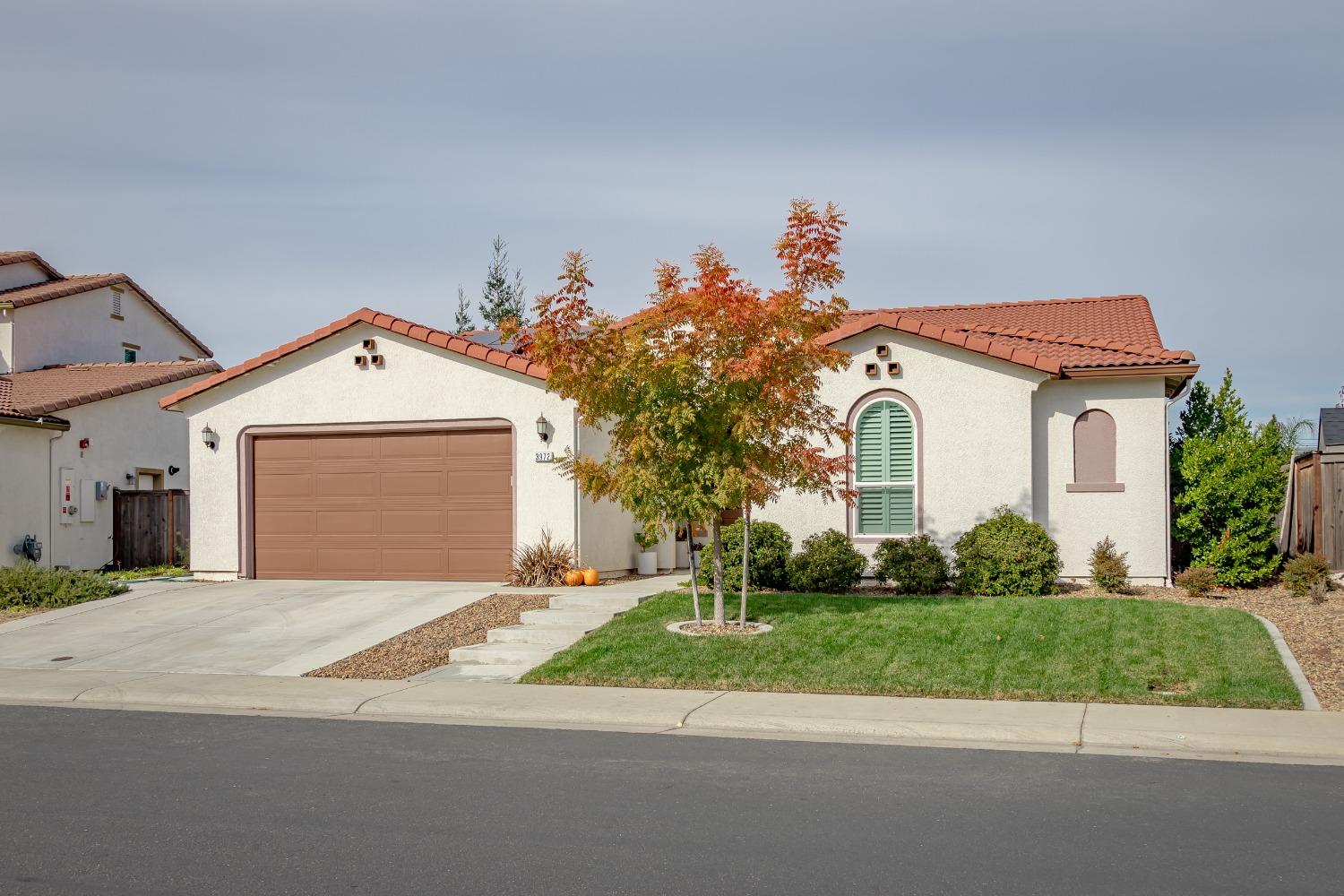 Ezie Avenue, Clovis, California image 2