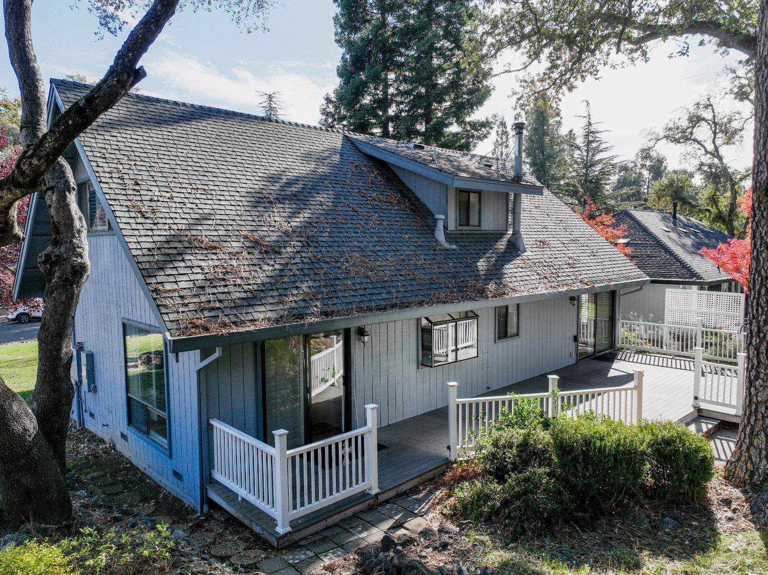 Strawberry Circle, Penn Valley, California image 6