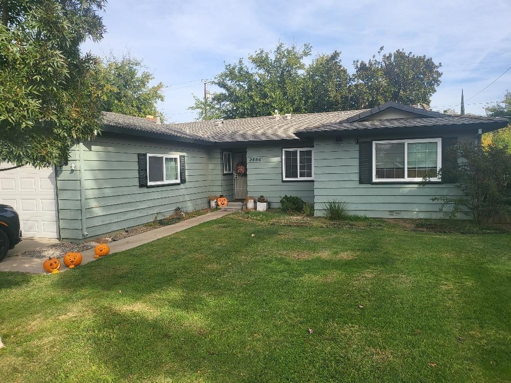 Photo of 2886 Tahoe Dr in Merced, CA