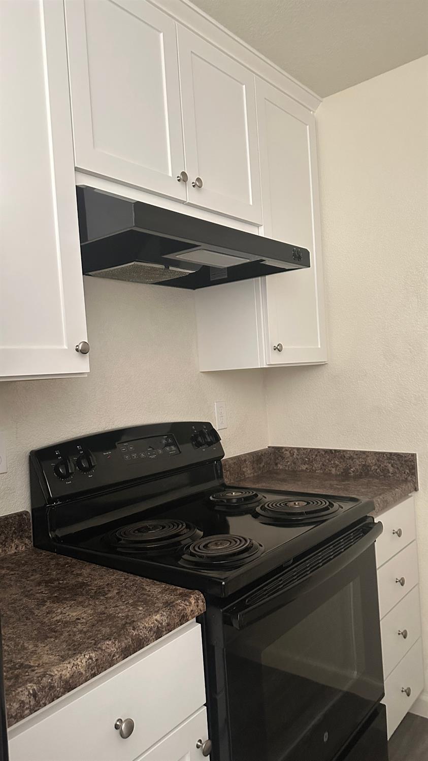 Photo #13: 223106369 Listing: Photo #13