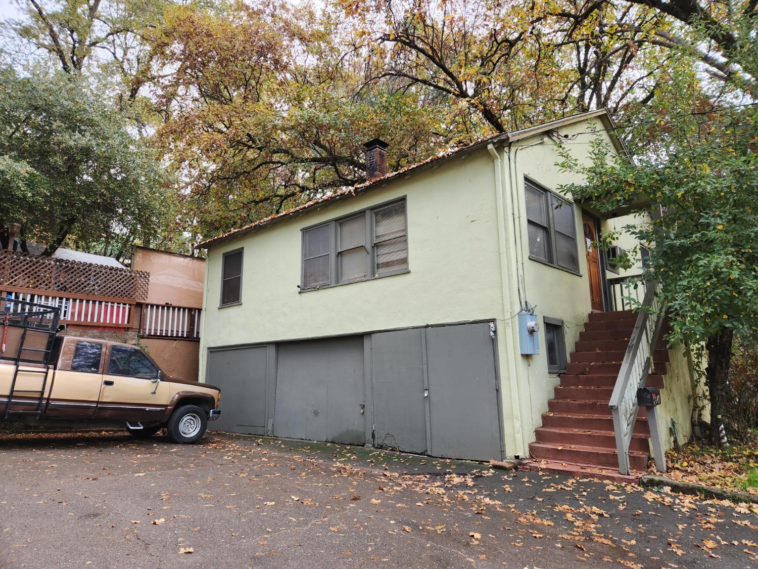 Photo of 2849 Coloma St in Placerville, CA