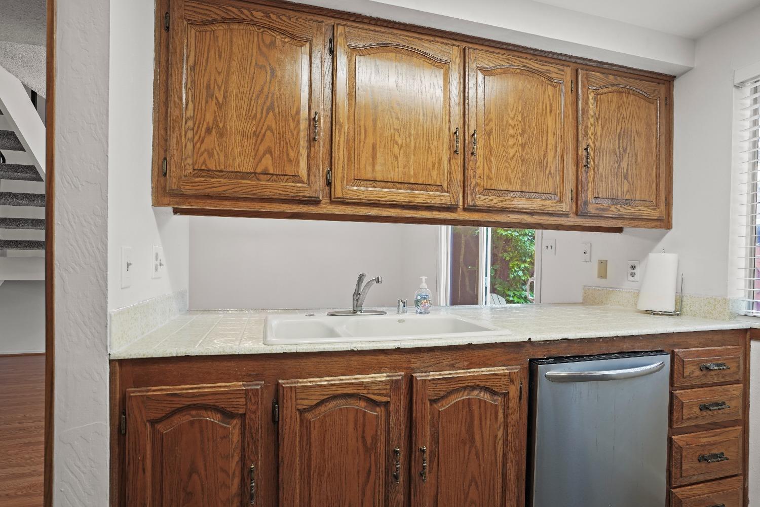 Photo #14: 223110259 Listing: Photo #14
