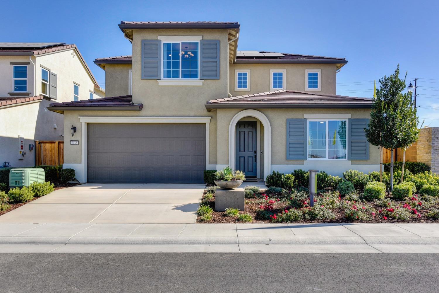 Photo of 2168 Milky Way Cir in Roseville, CA