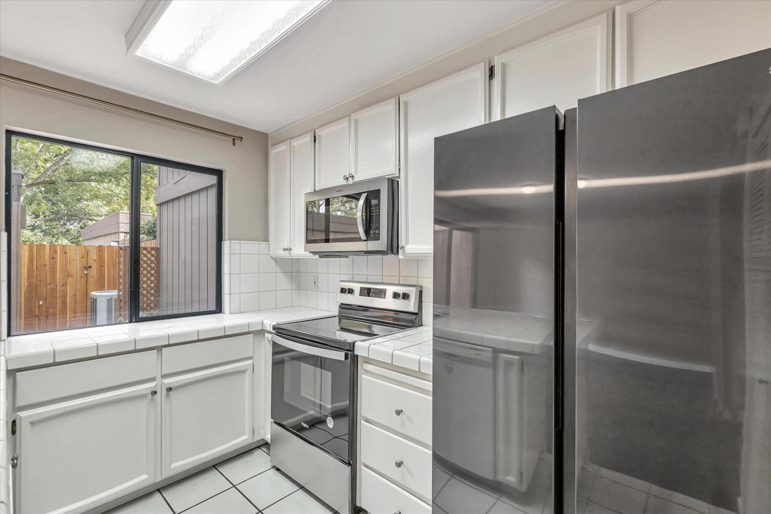 Photo #16: 223108171 Listing: Photo #16