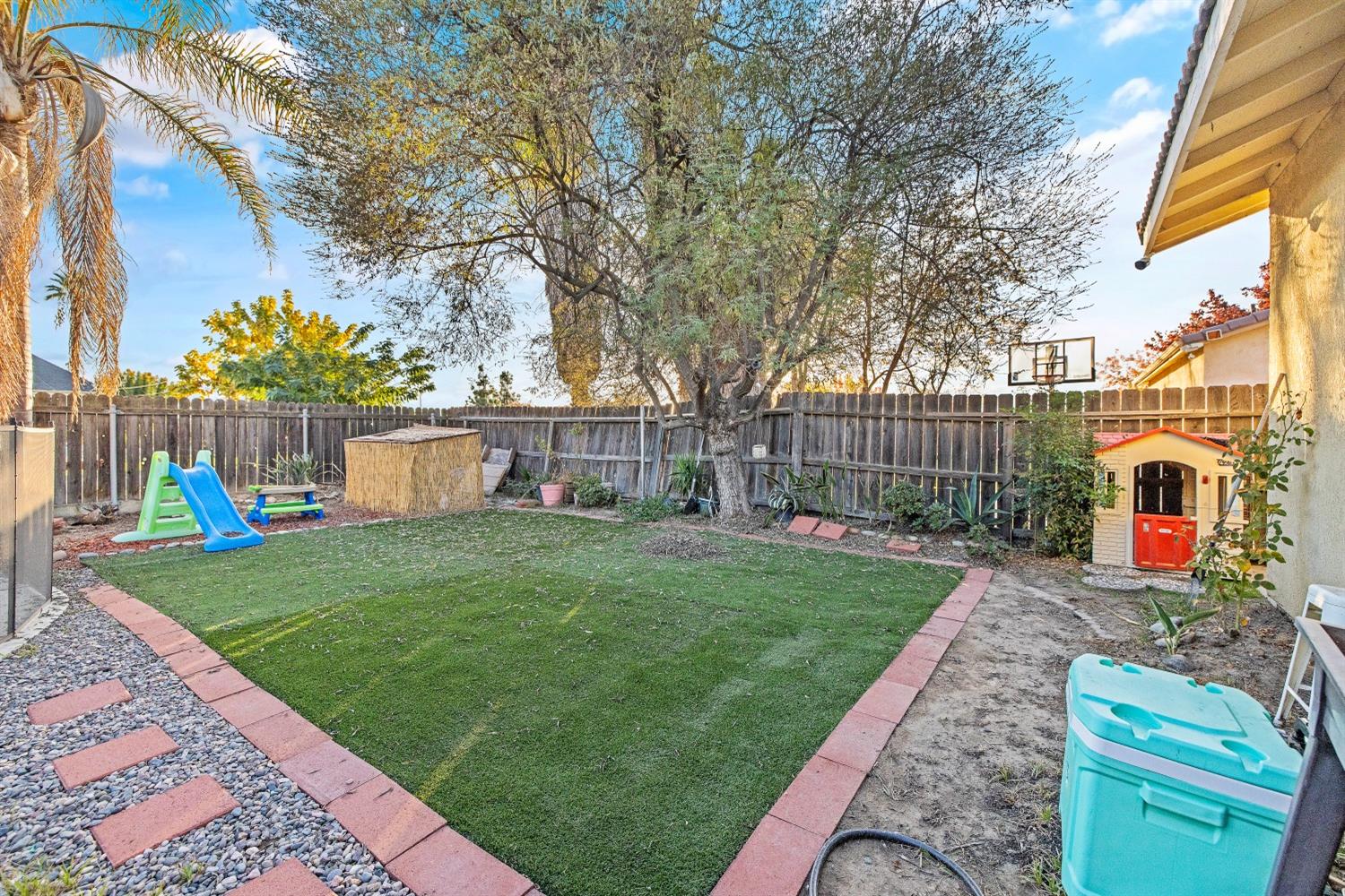 W Willow Drive, Hanford, California image 31