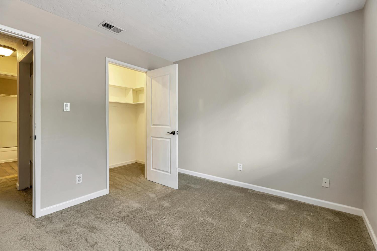 Photo #35: 223108171 Listing: Photo #35