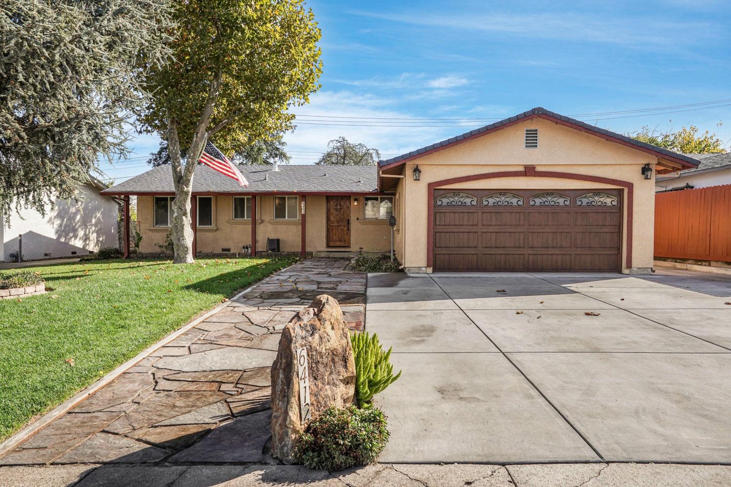Photo of 6412 Matterhorn Dr in Sacramento, CA
