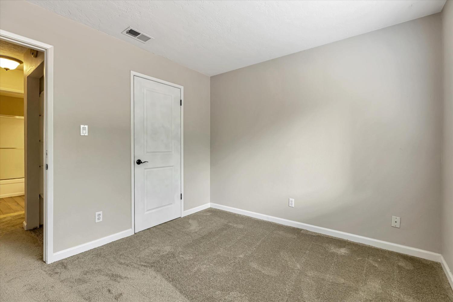 Photo #34: 223108171 Listing: Photo #34