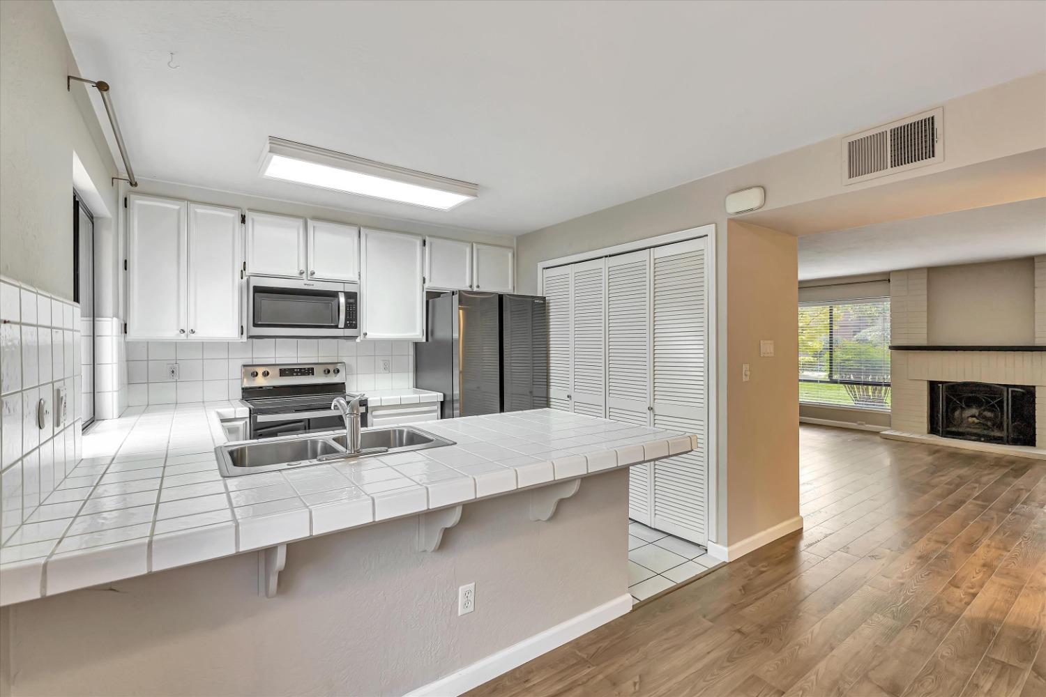 Photo #15: 223108171 Listing: Photo #15