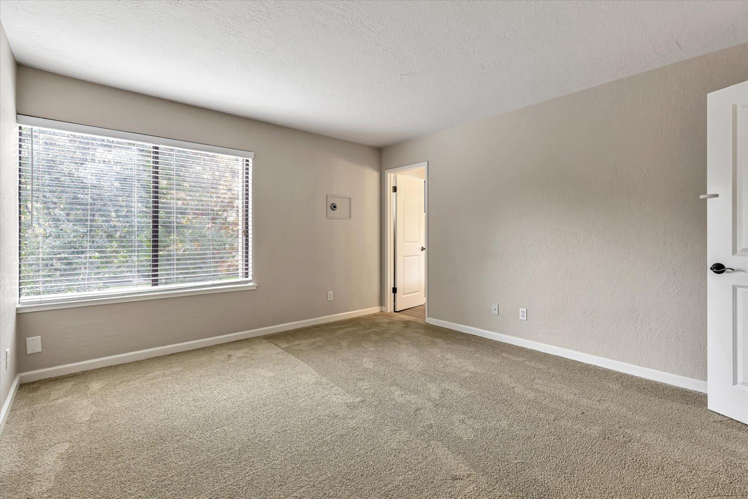 Photo #27: 223108171 Listing: Photo #27