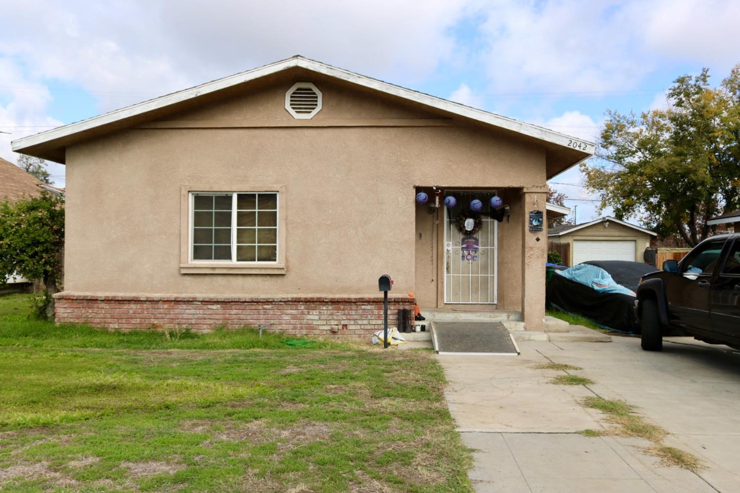 Gaither Street, Selma, California image 1